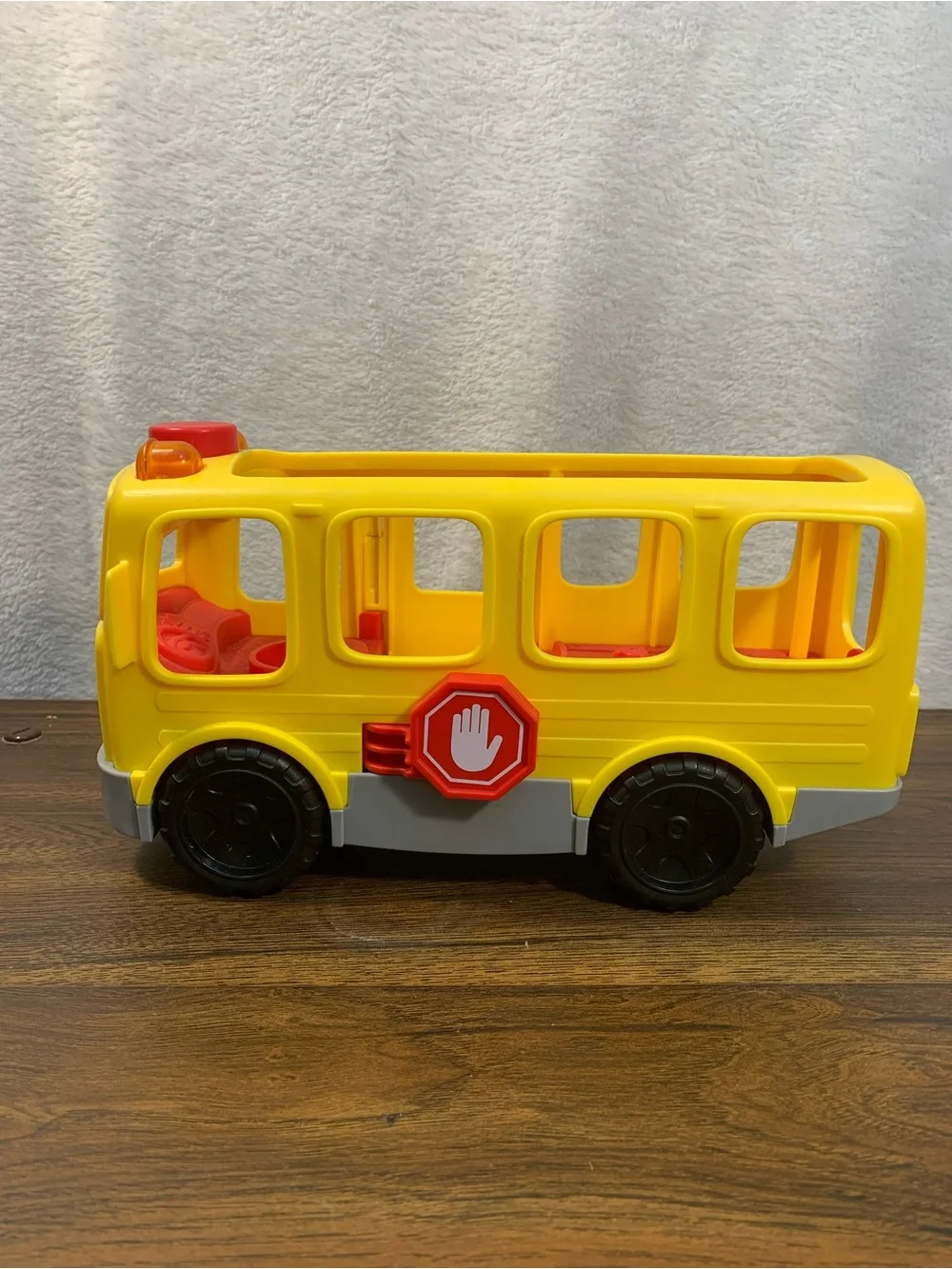 Fisher-Price Little People Yellow School Bus Toy Vehicle with Sounds